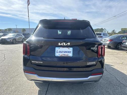2024 Kia Sorento S
