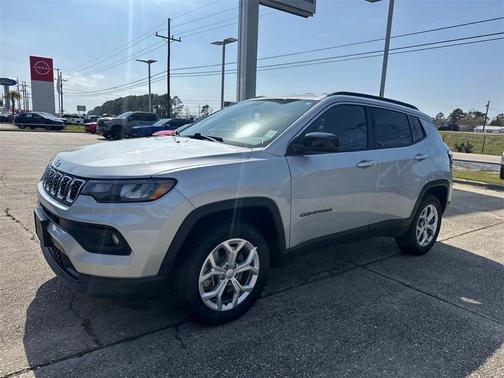 2024 Jeep Compass Latitude