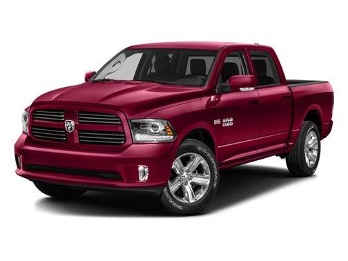 2016 RAM 1500 SLT