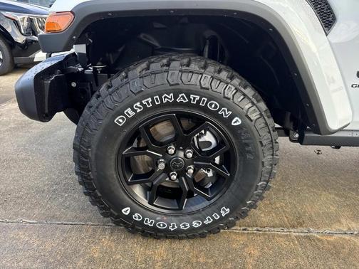 2026 Jeep Gladiator Sport