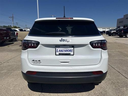 2023 Jeep Compass Sport