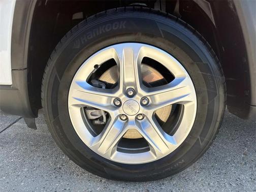 2023 Jeep Compass Sport