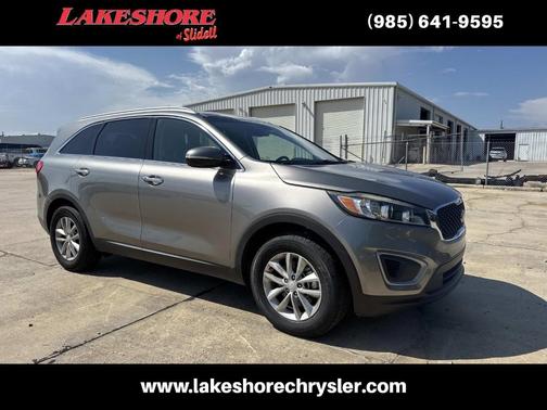 2017 Kia Sorento LX