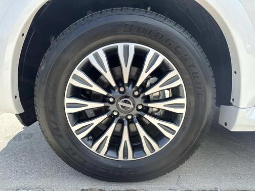 2024 Nissan Armada SL