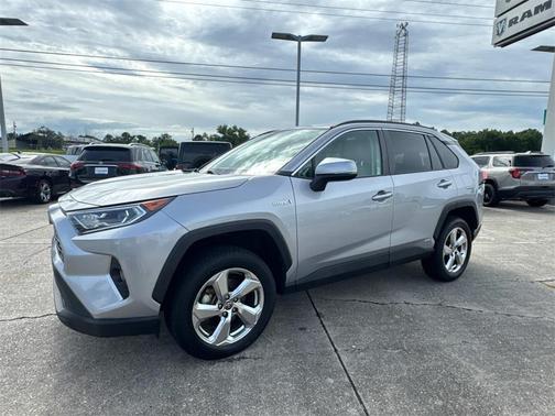 2021 Toyota RAV4 Hybrid XLE Premium