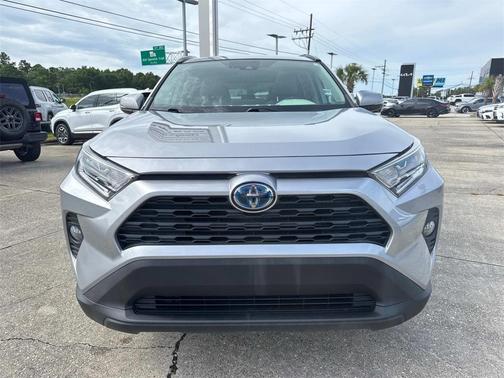 2021 Toyota RAV4 Hybrid XLE Premium