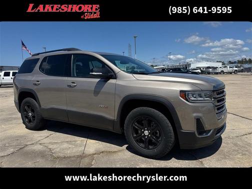 2023 GMC Acadia AT4