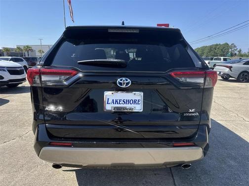 2022 Toyota RAV4 Hybrid SE