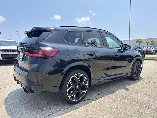 Black 2024 BMW X1 M35i
