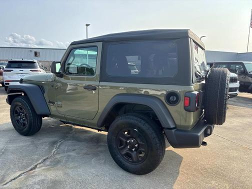 2025 Jeep Wrangler Sport