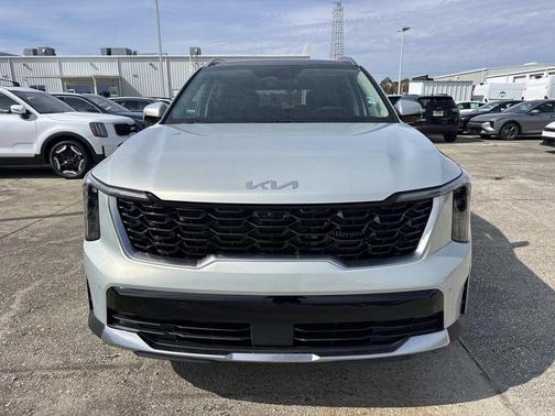 Ivory Silver 2026 Kia Sorento SX