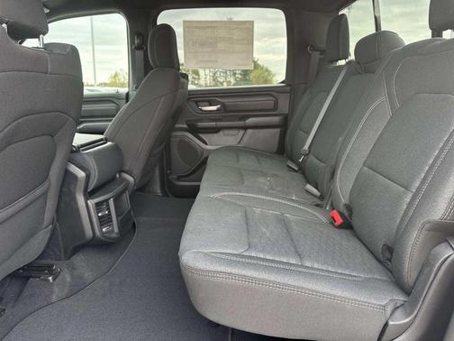 Bright White Clearcoat 2026 RAM 1500 Tradesman