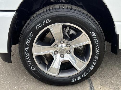 Bright White Clearcoat 2026 RAM 1500 Tradesman