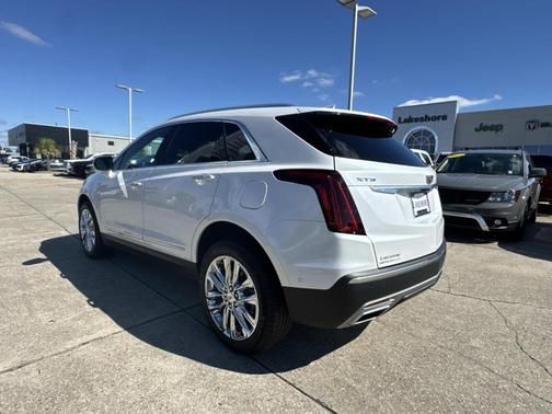 2021 Cadillac XT5 Premium Luxury