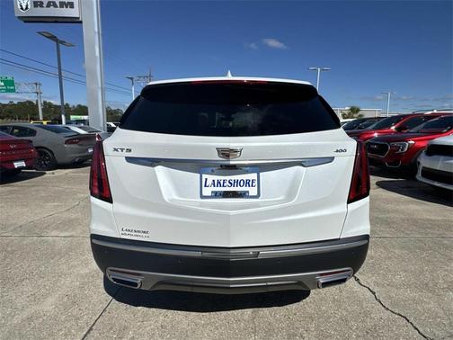2021 Cadillac XT5 Premium Luxury