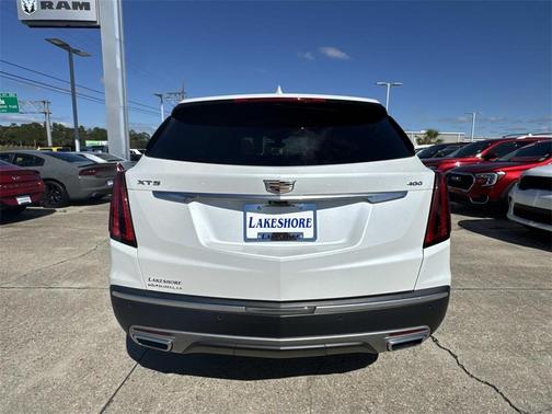 2021 Cadillac XT5 Premium Luxury