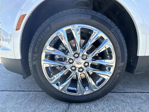 2021 Cadillac XT5 Premium Luxury