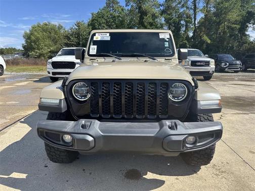 2022 Jeep Gladiator Sport