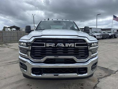 Bright White Clearcoat 2026 RAM 3500 Tradesman