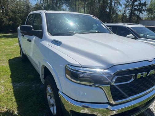 White 2025 RAM 1500 Big Horn/Lone Star