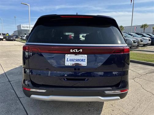 2024 Kia Carnival LX