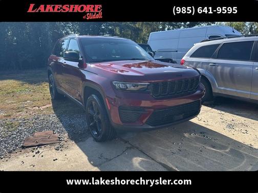 2023 Jeep Grand Cherokee Laredo