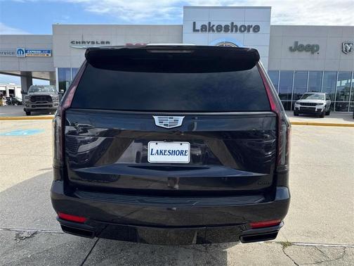 2023 Cadillac Escalade ESV Sport Platinum