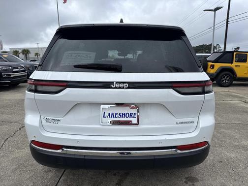 2024 Jeep Grand Cherokee Laredo