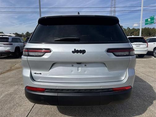 2024 Jeep Grand Cherokee L Laredo