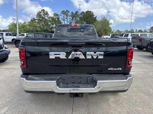Diamond Black 2026 RAM 3500 Tradesman