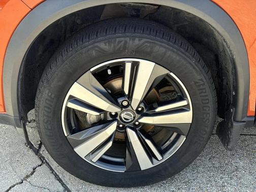 Orange / Black 2021 Nissan Rogue SL