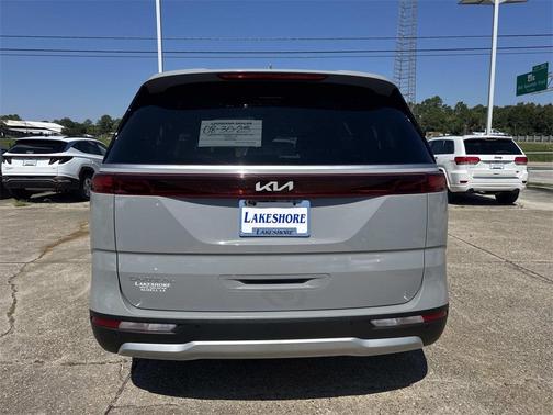 2023 Kia Carnival EX