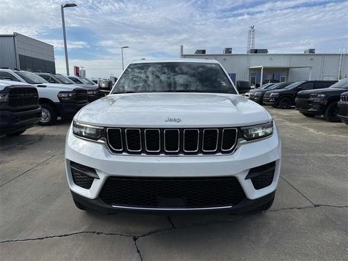 2024 Jeep Grand Cherokee Laredo