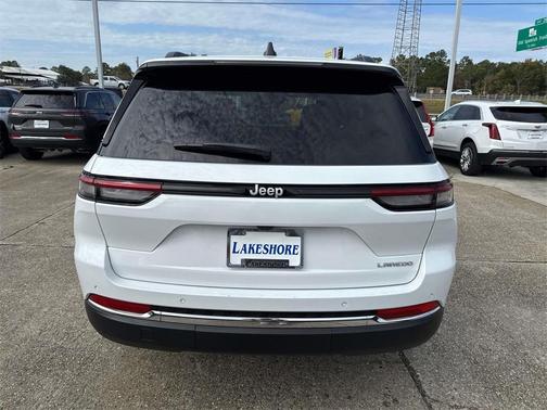 2024 Jeep Grand Cherokee Laredo