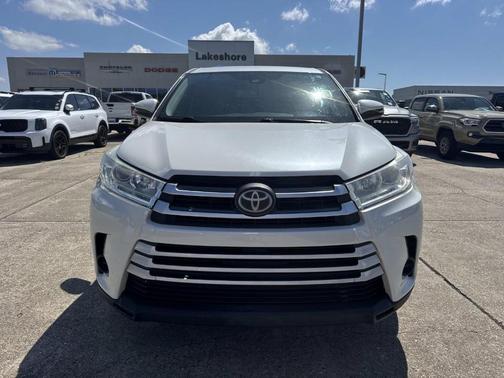 2017 Toyota Highlander LE