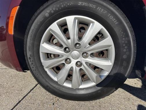 2020 Chrysler Voyager L