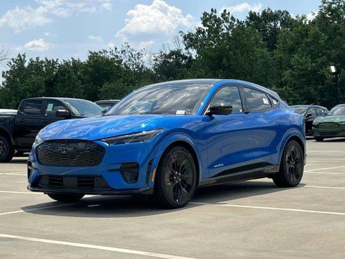 2025 Ford Mustang Mach-E GT