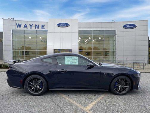 2025 Ford Mustang Dark Horse Fastback