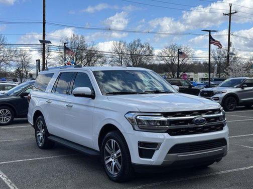 Oxford White 2024 Ford Expedition Max Limited