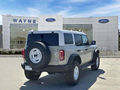 Desert Sand 2026 Ford Bronco Heritage Edition