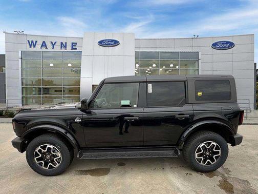 Shadow Black 2026 Ford Bronco Outer Banks
