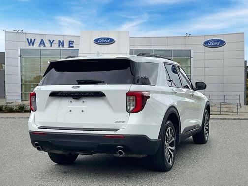 2022 Ford Explorer ST-Line
