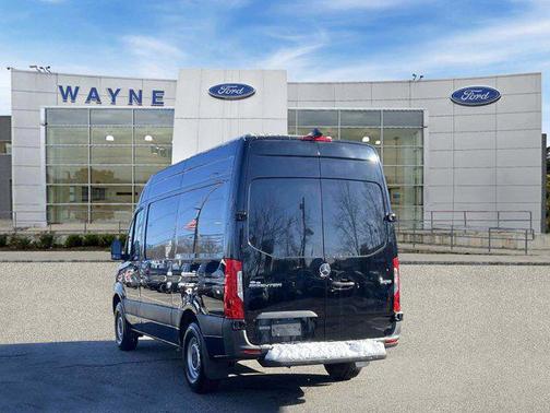 2019 Mercedes-Benz Sprinter 1500 Standard Roof I4