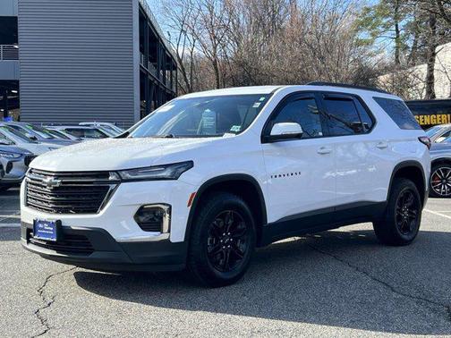 2022 Chevrolet Traverse LT Cloth