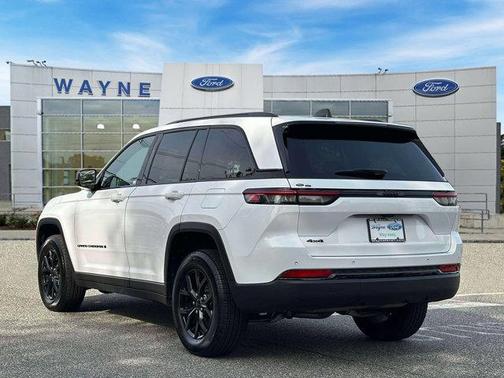 2024 Jeep Grand Cherokee Altitude