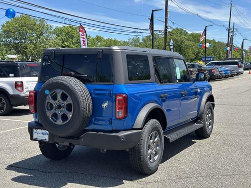 Velocity Blue Metallic 2026 Ford Bronco Big Bend