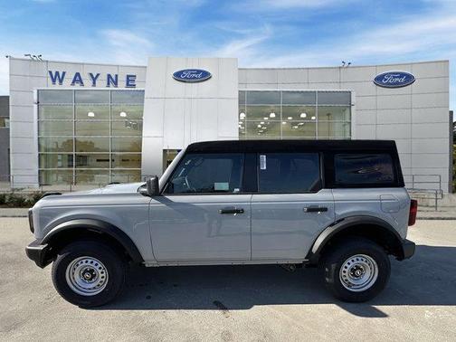 2026 Ford Bronco Base