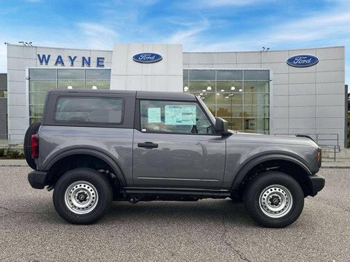 2025 Ford Bronco Base