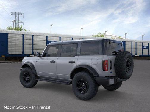 Avalanche Gray 2026 Ford Bronco Outer Banks