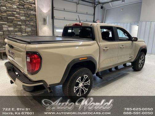 2024 GMC Canyon AT4